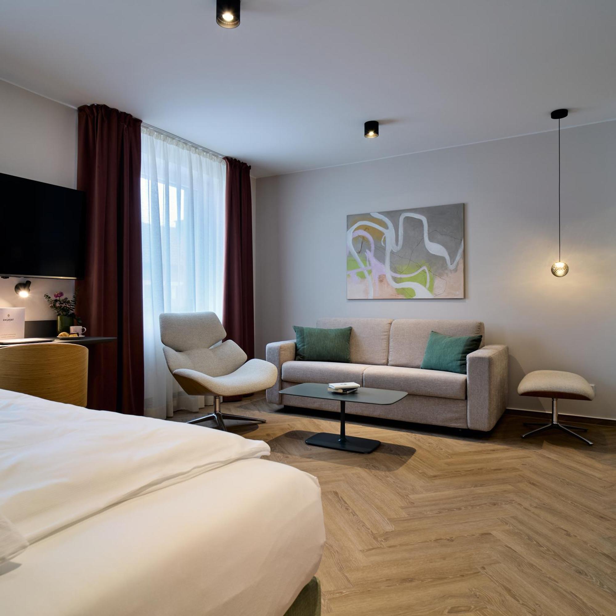 Engbert Hotel 4*
